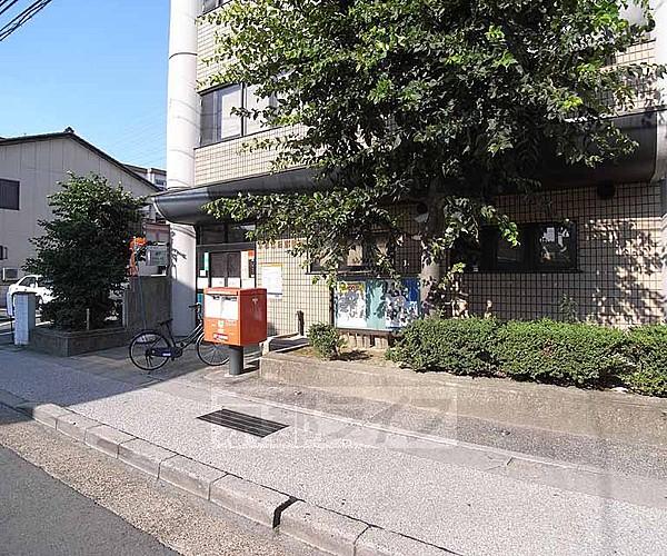 【周辺】京都竹田郵便局まで129m 竹田駅から最寄の郵便局。裏手が竹田駅です。