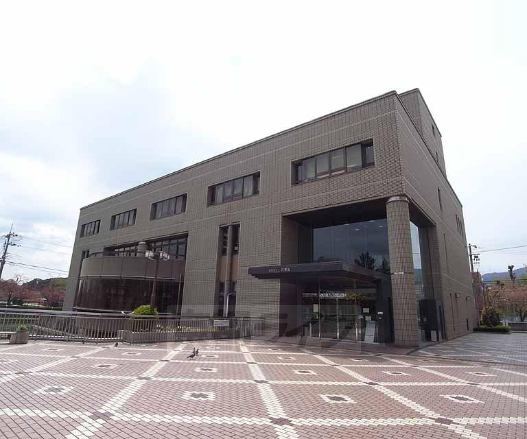 【周辺】長岡京市立図書館まで150m 読み聞かせなどイベントも開催しています。