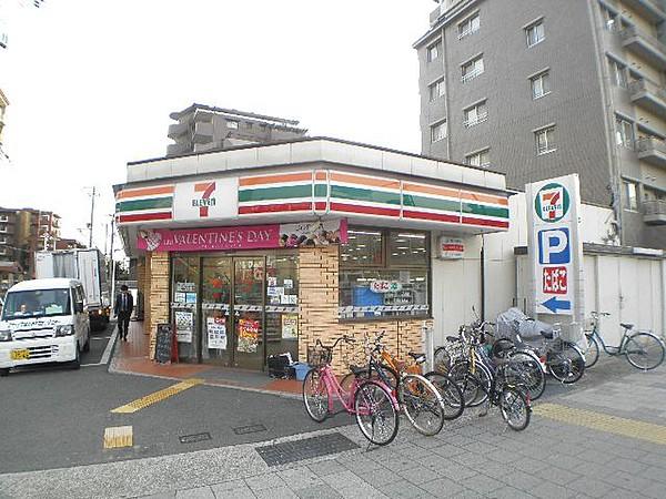 【周辺】コンビニ、セブンイレブン神戸本山駅南店まで徒歩４分（３８５ｍ）