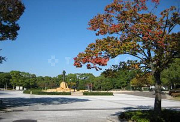 【周辺】公園「服部緑地」甲子園33個分の大きな公園です