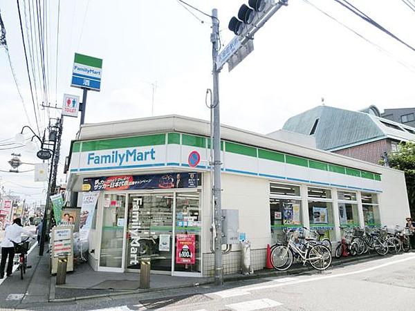 【周辺】ファミリーマート 永福町駅南店（385m）