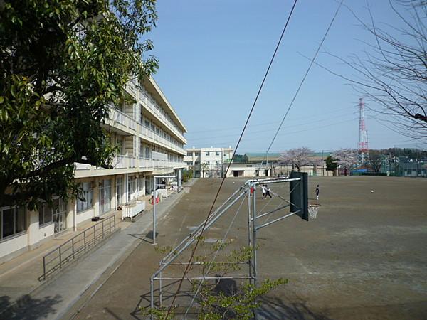 【周辺】成瀬台中学校（420m）