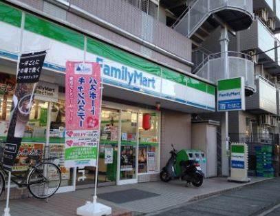 【周辺】ファミリーマート西平台店 156m