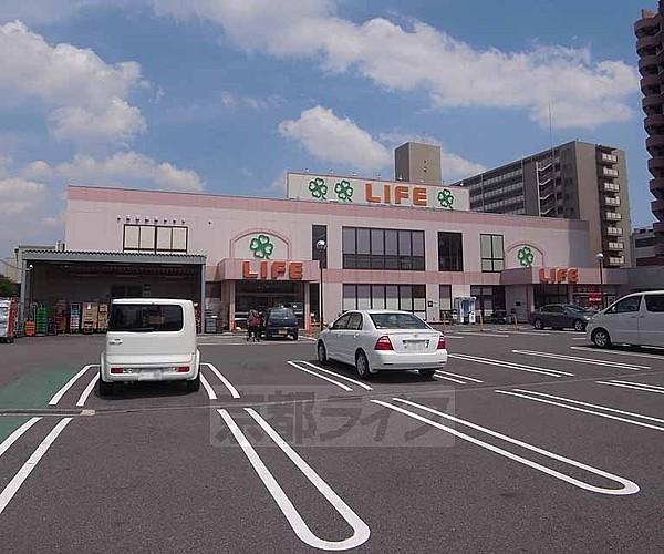 【周辺】ライフ 梅津店まで158m 天神川四条の南西にあります。大型駐車場完備。