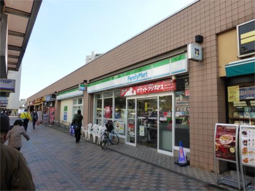 【周辺】ファミリーマート 清瀬駅前店（288m）