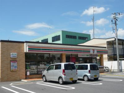 【周辺】セブンイレブン 近江八幡桜宮町店（506m）