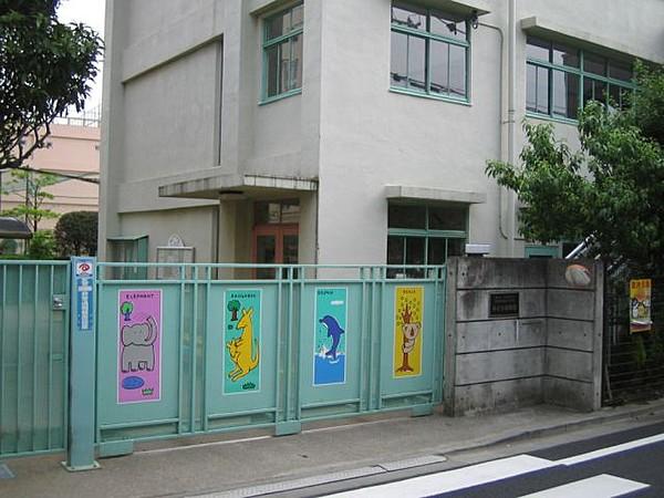 【周辺】日本女子体育大体育学部附属みどり幼稚園