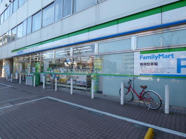 【周辺】ファミリーマート中山店 76m