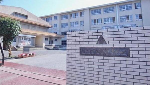 【周辺】福岡市立高宮中学校（673m）
