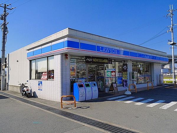 【周辺】コンビニエンスストアローソン　天理中町店まで908ｍ