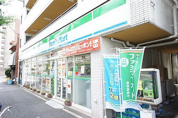 【周辺】ファミリーマート荒川東尾久店 209m