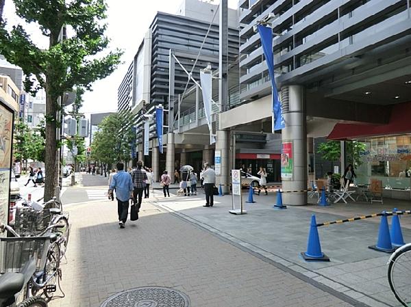 【周辺】ショッピングセンター 850m 青葉台東急スクエア