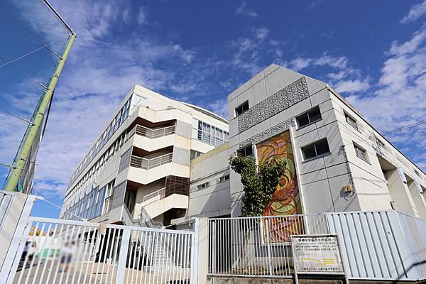 【周辺】周辺環境:中学校 550m 東橘中学校  