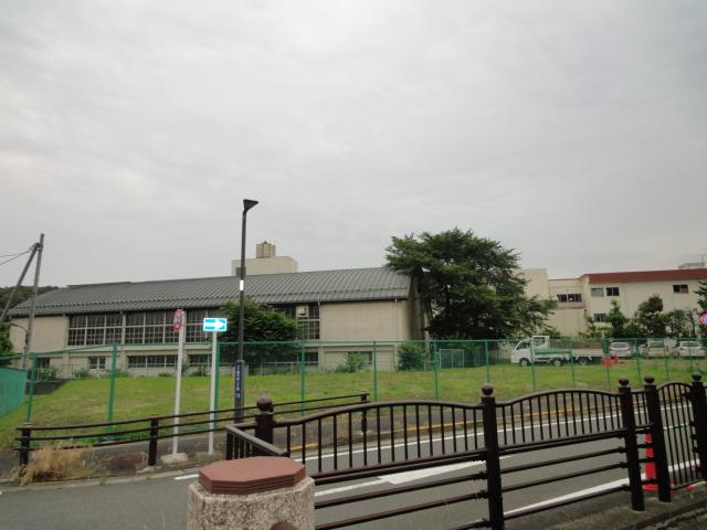 【周辺】小学校由井第2小学校まで726ｍ