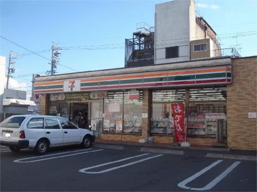 【周辺】セブンイレブン 名古屋四番2丁目店（202m）