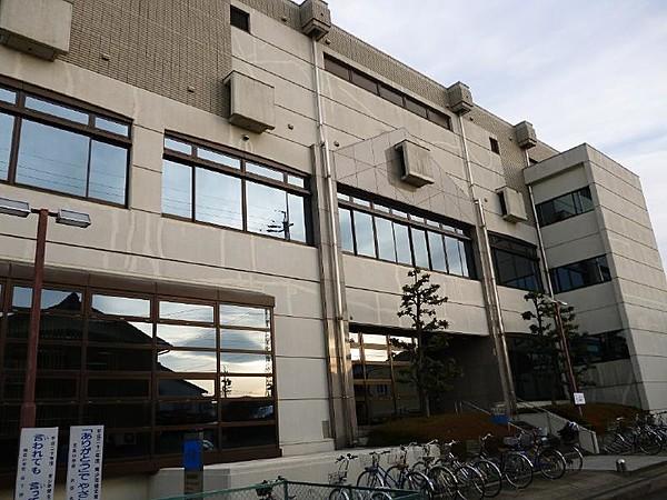 【周辺】北名古屋市 東図書館・・・2110m