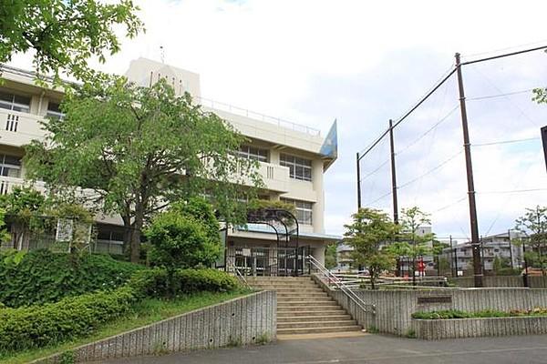 【周辺】横浜市立つづきの丘小学校 470m