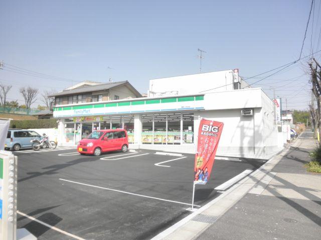 【周辺】ファミリーマート二村台店