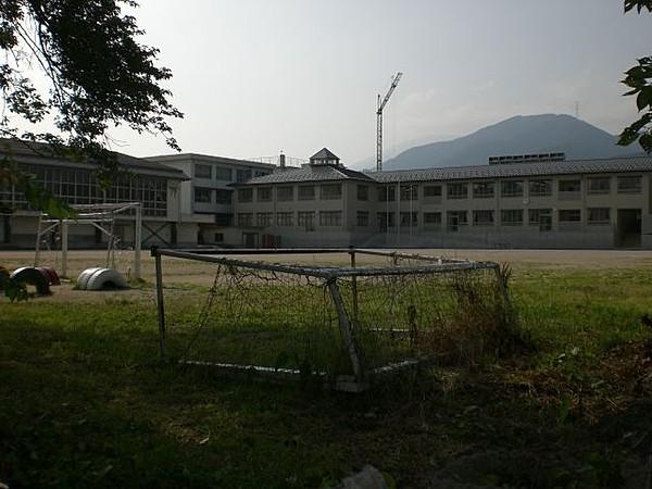 【周辺】町立関ヶ原小学校