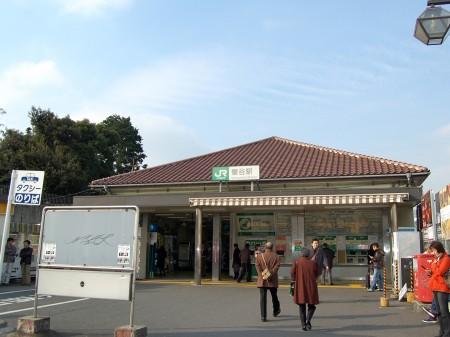 【周辺】駅周辺（240m）