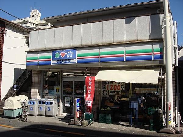 【周辺】コンビニエンスストアスリーエフ田園調布本町店まで979ｍ