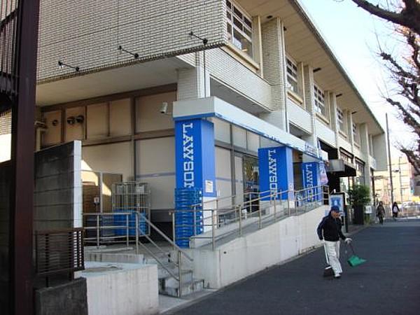 【周辺】コンビニエンスストアローソン 駒沢オリンピック公園前店まで123ｍ
