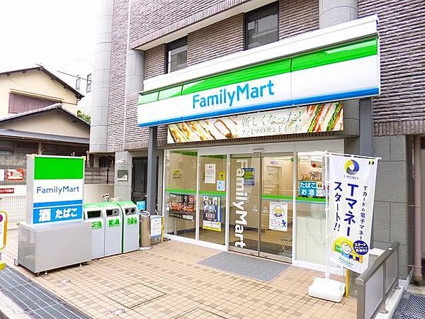 【周辺】ファミリーマート池田駅南店 273m