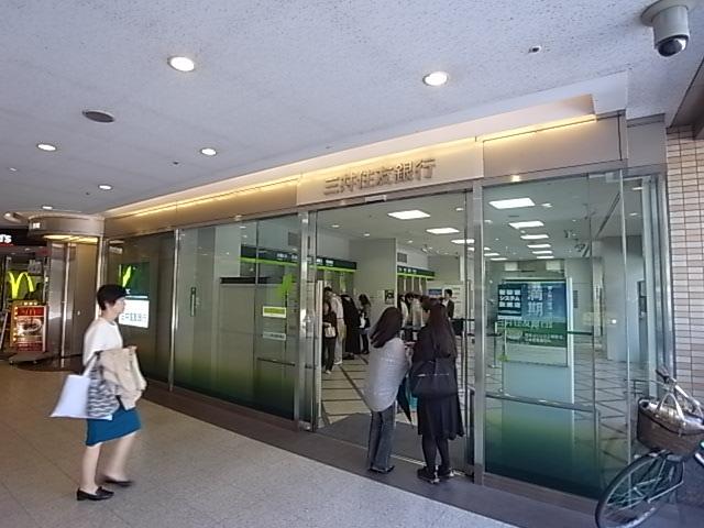 【周辺】三井住友銀行（781m）