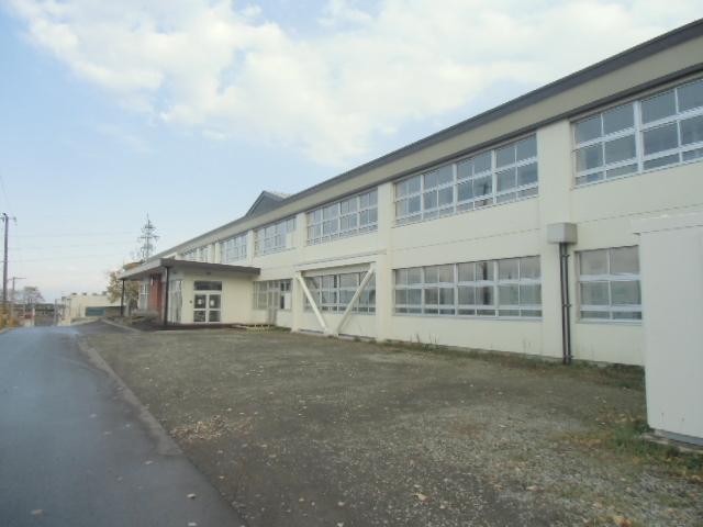 【周辺】小樽市立桜町中学校 1710m
