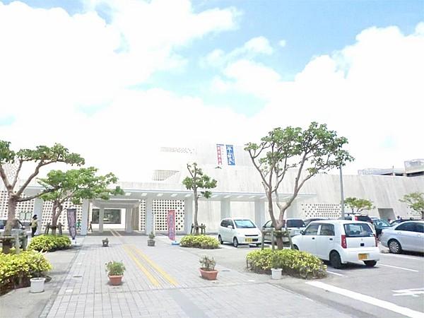 【周辺】沖縄県立博物館（400m）