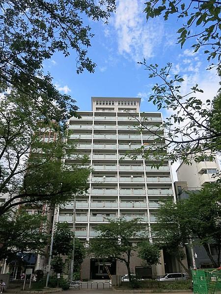 【外観】竹中工務店施工、１4階建てのオシャレでシャープなタイル貼りの外観