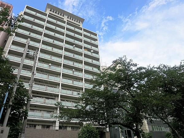 【外観】竹中工務店施工、１4階建てのオシャレでシャープなタイル貼りの外観