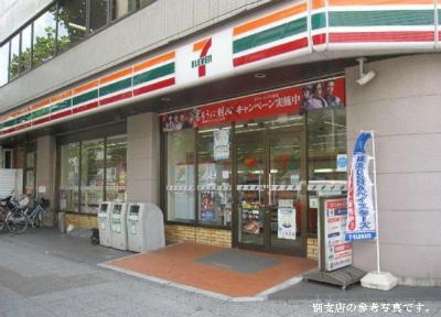 【周辺】コンビニエンスストアセブン－イレブン 横浜反町駅前店まで205ｍ