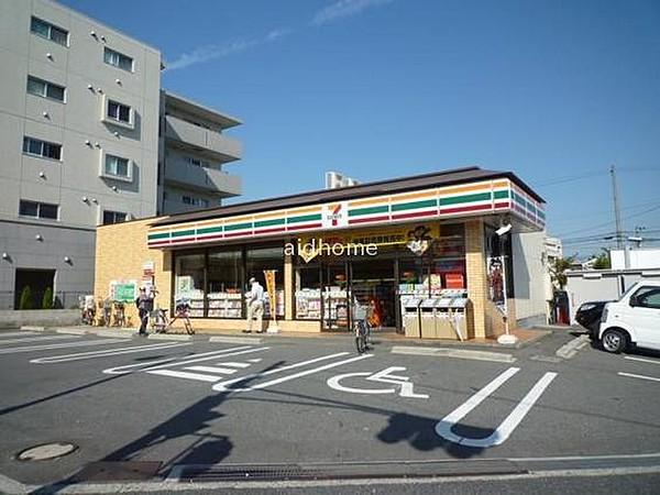【周辺】セブンイレブン　堺深井沢町店です