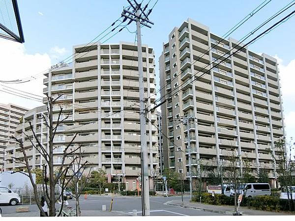 【外観】平成15年2月建築・総戸数158戸