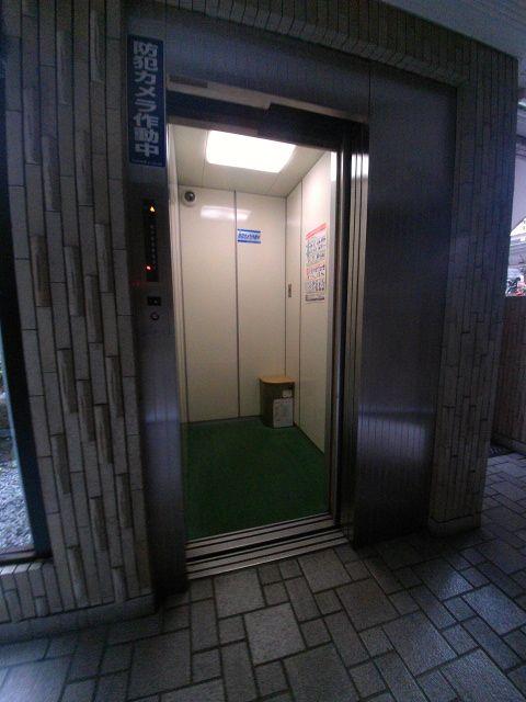 【外観】エレベーター