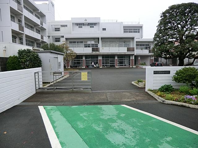 【周辺】横浜市立栗田谷中学校（1300ｍ約17分）