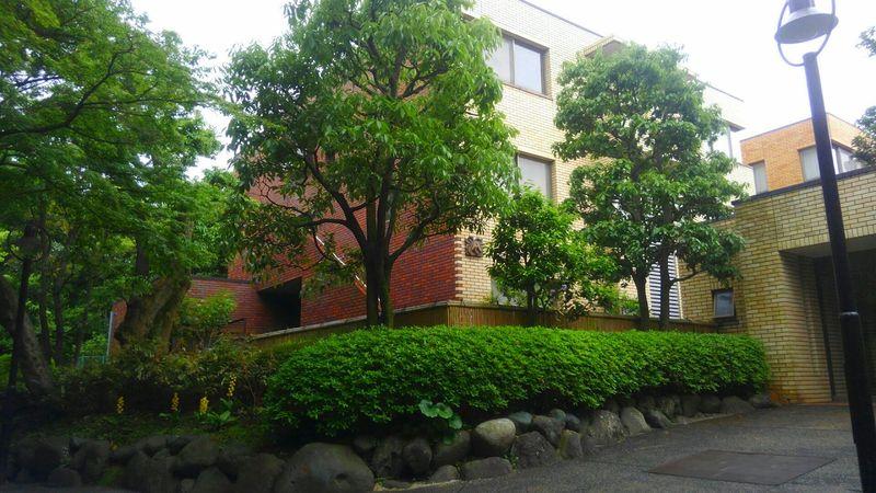 【外観】昭和60年9月築のマンションです。