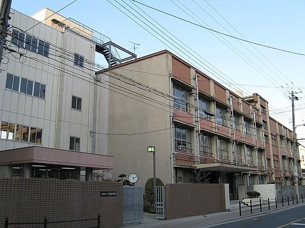 【周辺】大阪市立三稜中学校