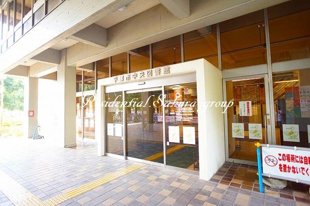 【周辺】平塚市中央図書館（2165m）