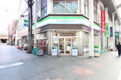 【周辺】ファミリーマート 広島金座街店（543m）