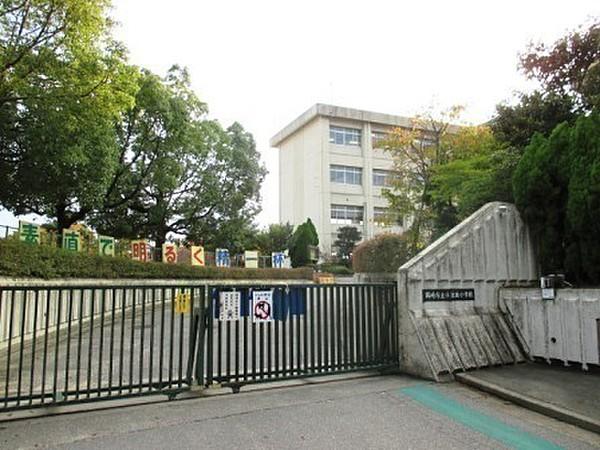 【周辺】小豆坂小学校 徒歩 約13分（約1040m）