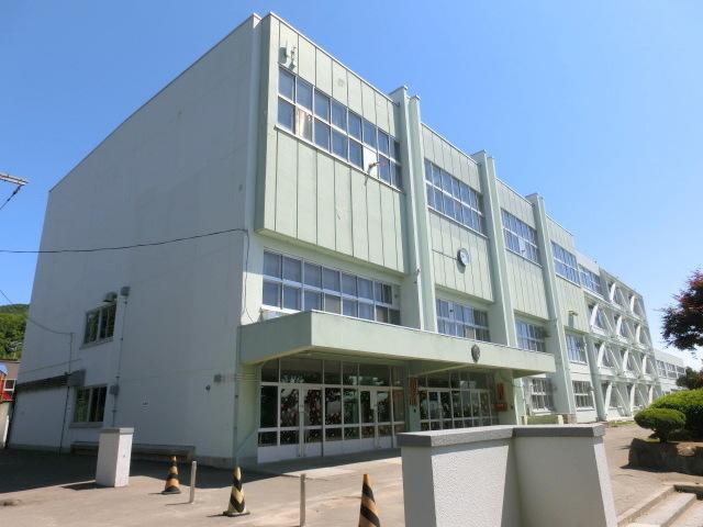 【周辺】札幌市立藻岩北小学校 1665m