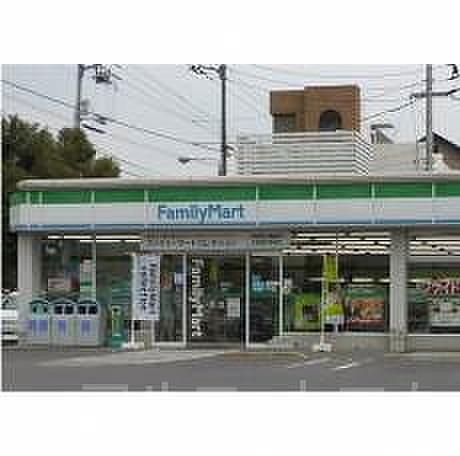 【周辺】ファミリーマート高松多賀町店 242m