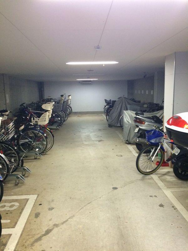 【外観】駐輪場、バイク置き場