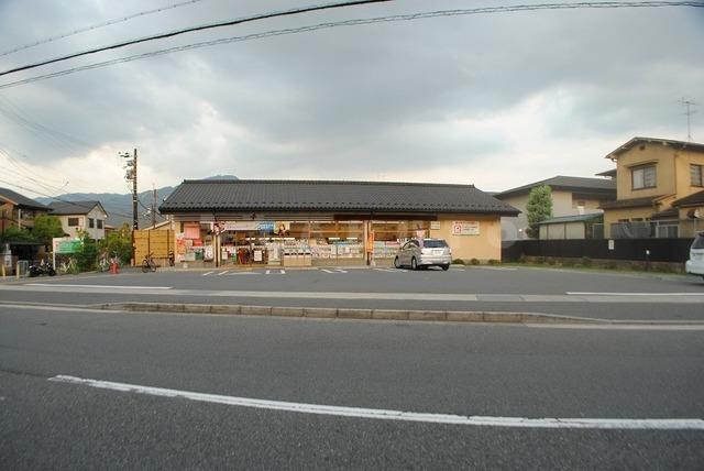 【周辺】コンビニ「セブンイレブン京都岩倉幡枝店」セブンイレブン京都岩倉幡枝店