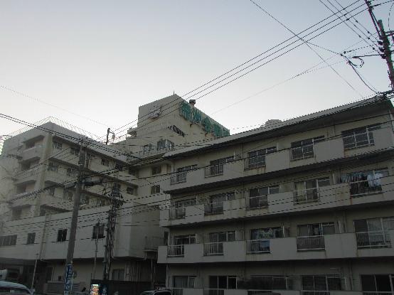 【周辺】徳洲会病院（1077m）