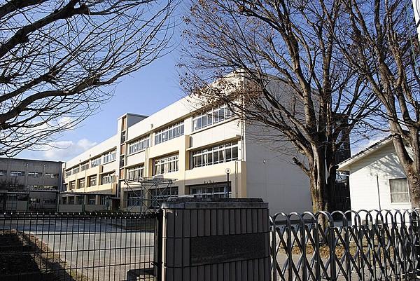 【周辺】熊本市立尾ノ上小学校（272m）