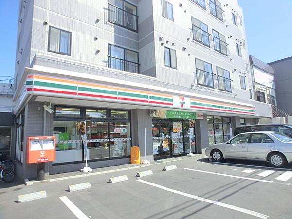 【周辺】セブンイレブン札幌西岡3条店 243m