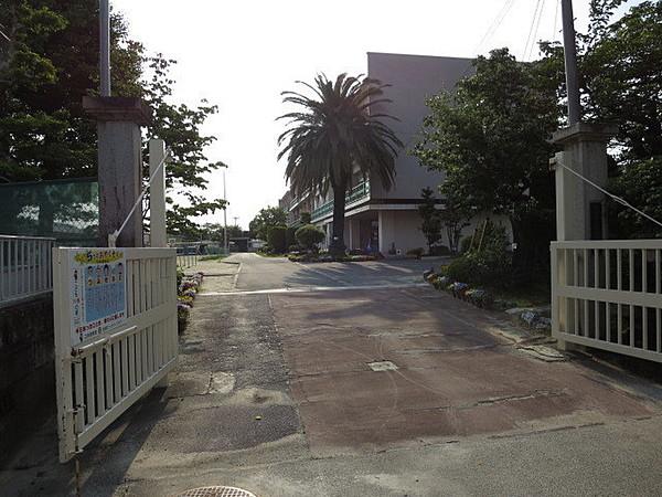 【周辺】岩倉北小学校 徒歩 約11分（約870m）